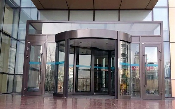 揭秘門道佰分佰公司自動門維保服務優勢