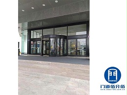 保養守護通行：旋轉門保養工作實戰記錄
