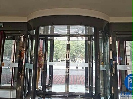 北京昌平區某培訓中心自動旋轉門保養服務案例