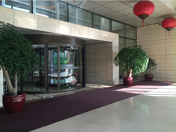 北京某國際酒店旋轉門安全傳感器檢測服務案例