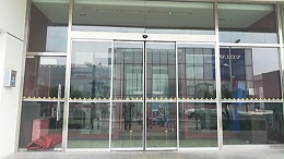 北京自動(dòng)門維修師傅講解，自動(dòng)門反應(yīng)慢的原因有哪些？