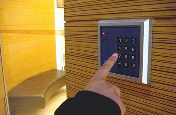 指紋識(shí)別門禁