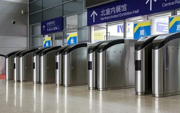 戶外與室內閘機保養差異及要點