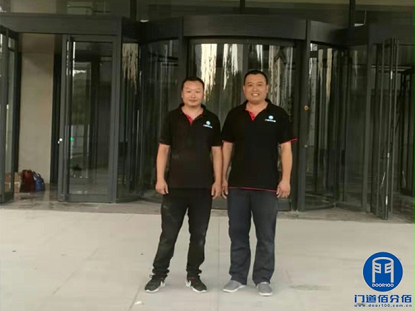 濟(jì)南黨校多瑪自動(dòng)旋轉(zhuǎn)門電器系統(tǒng)維修升級(jí)服務(wù)