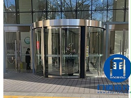 多瑪兩翼門停門故障維修案例與巡檢保養服務