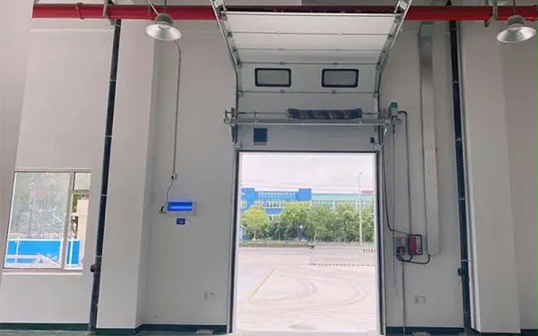 深度解析工業門維保服務，你知道都有哪些服務內容？