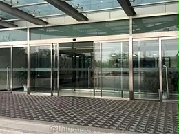 自動感應門維修操作注意規(guī)范