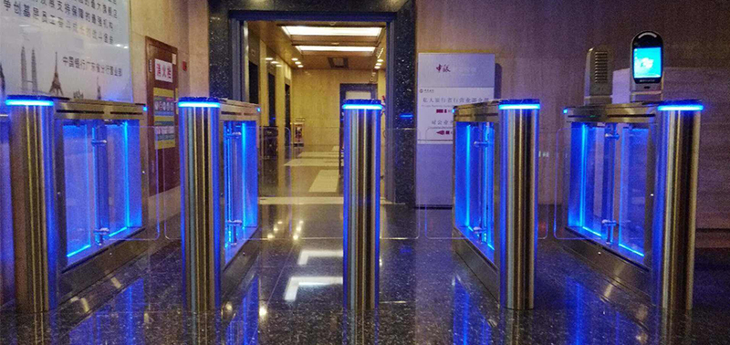 通道閘機早期應(yīng)用與發(fā)展現(xiàn)狀分析