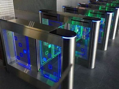 速通門閘機(jī)安裝、維護(hù)和操作安全須知
