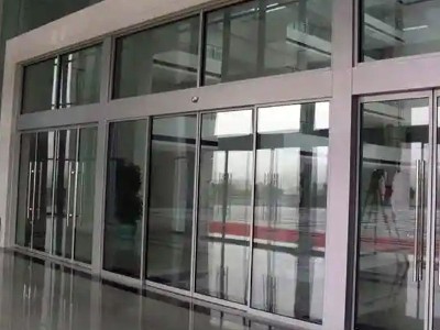 自動玻璃門保養不簡單，工作內容全知道
