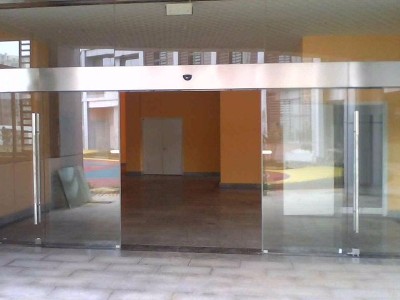 民用建筑設(shè)計安裝自動門與電動卷簾門規(guī)范詳解