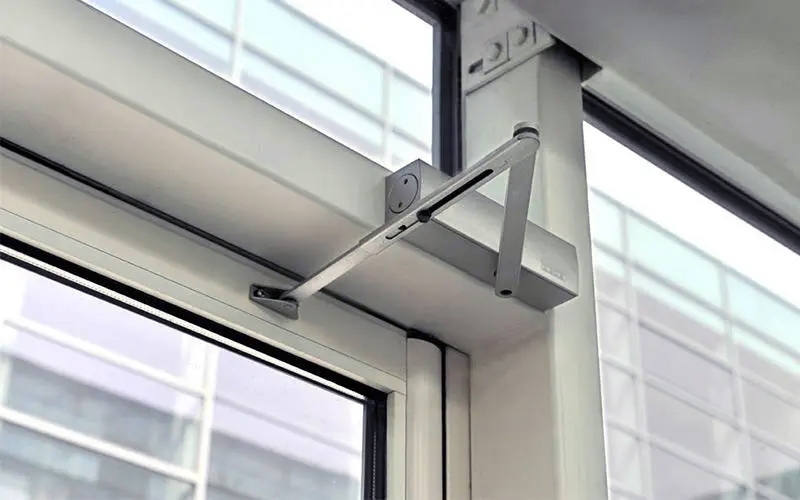 選型必讀：電動閉門器功能參數詳解