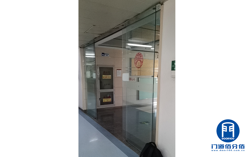 案例介紹：自動無框玻璃門驅動電機維修服務