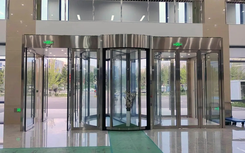 旋轉門保養：適度為宜，頻繁反成負擔