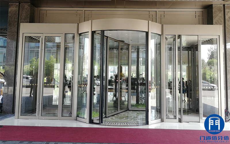 北京某酒店旋轉門門區以舊換新改造服務案例